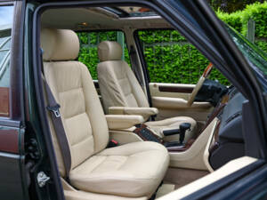 Bild 21/27 von Land Rover Range Rover 4.6 Vogue (2000)
