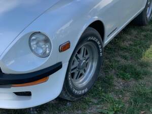 Image 27/39 of Datsun 240 Z (1972)