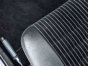 Image 34/58 of Porsche 924 Turbo (1982)