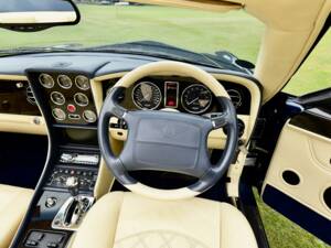 Image 31/50 of Bentley Azure Mulliner (2003)