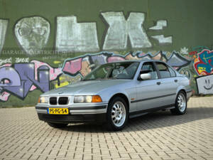 Imagen 2/100 de BMW 318is (1996)