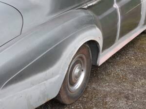 Image 34/50 of Bentley S 1 (1956)