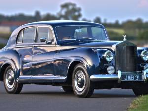 Image 14/50 of Rolls-Royce Silver Dawn (1954)