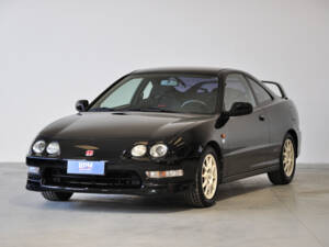 Bild 9/39 von Honda Integra Type R (1998)