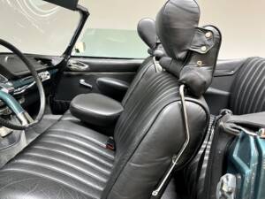 Image 11/23 of Citroën DS 21 (1969)