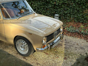 Image 58/100 de Alfa Romeo Giulia 1300 Super (1971)