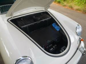 Image 16/39 of Porsche 356 B 1600 Super (1961)