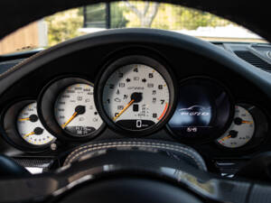 Immagine 15/50 di Porsche 911 GT2 RS Weissach (2018)