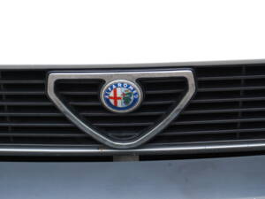 Bild 18/23 von Alfa Romeo GTV 6 2.5 (1983)