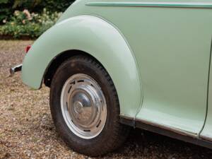 Image 26/29 of Morris Minor 1000 Tourer (1962)