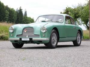 Bild 1/36 von Aston Martin DB 2&#x2F;4 Mk I (1954)