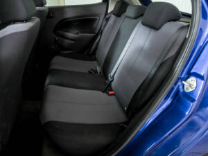 Bild 36/48 von Mazda 2 - 1.3 MZR (2009)