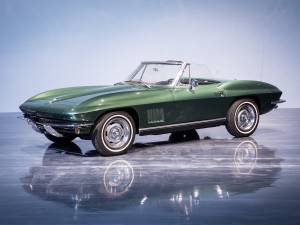 Image 1/16 of Chevrolet Corvette Sting Ray Convertible (1967)