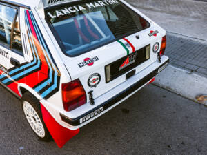 Image 15/26 of Lancia Delta 1.5 LX (1992)