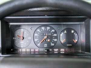 Image 19/50 of Volvo 245 GLE (1982)