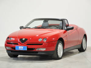 Immagine 10/32 di Alfa Romeo Spider 2.0 Twin Spark 16V (1996)