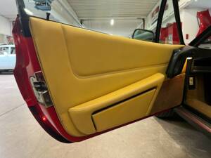 Image 6/16 of Ferrari 328 GTB (1986)