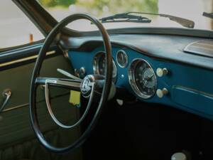 Image 42/50 de Volkswagen Karmann Ghia 1200 (1963)