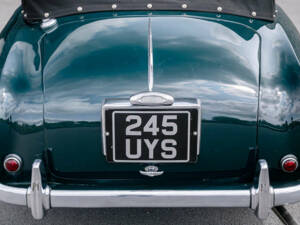 Image 47/50 of Aston Martin DB 2&#x2F;4 Mk I DHC (1954)