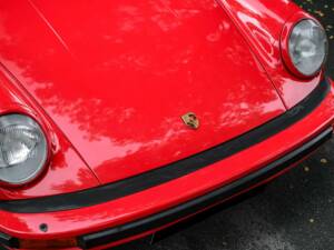 Image 12/35 of Porsche 911 Carrera 3.2 (1985)