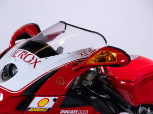 Immagine 32/50 di Ducati DUMMY (2003)