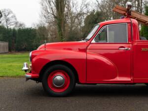 Image 9/50 of Morris Minor 1000 (1969)