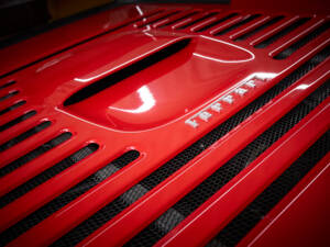 Image 31/99 of Ferrari F 355 Berlinetta (1997)