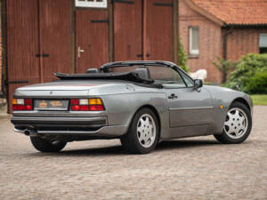 Image 19/42 de Porsche 944 S2 (1991)
