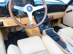 Immagine 6/14 di Alfa Romeo 2.0 Spider (1991)