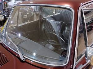Image 8/15 of BMW 1800 (1966)