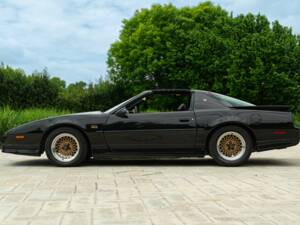 Bild 4/50 von Pontiac Firebird TransAm (1989)