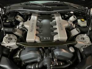 Image 20/20 of Aston Martin V12 Vanquish (2003)