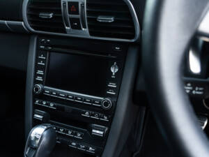 Imagen 31/51 de Porsche 911 Carrera 4 GTS (2012)