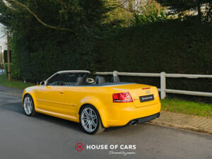 Image 8/49 de Audi RS4 (2006)