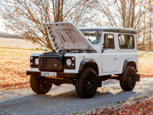 Bild 12/49 von Land Rover Defender 90 (1994)