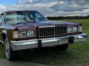 Image 1/10 of Mercury Grand Marquis (1986)