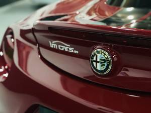 Image 20/50 of Alfa Romeo 4C (2015)