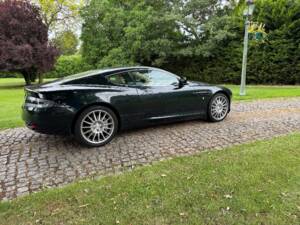 Image 15/43 of Aston Martin DB 9 (2008)