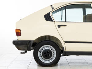 Immagine 40/83 di Alfa Romeo Alfasud 1.2 (1982)