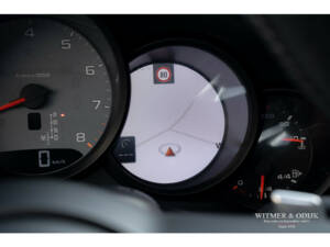 Image 28/38 of Porsche 911 Carrera 4S (2017)