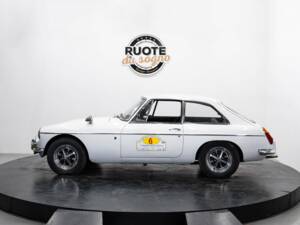 Image 4/50 of MG MGB GT (1971)