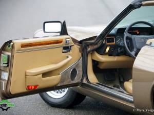 Image 4/38 de Jaguar XJ-S Convertible (1990)