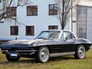 Bild 1/26 von Chevrolet Corvette Sting Ray (1963)