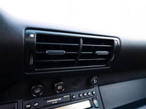 Bild 19/50 von Porsche 911 Carrera 4S (1996)