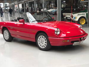 Image 7/27 of Alfa Romeo 2.0 Spider (1992)