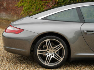 Imagen 12/50 de Porsche 911 Targa 4 (2007)