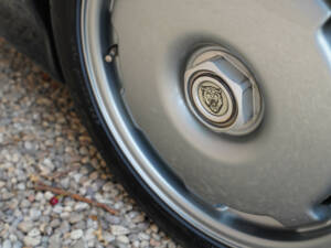Image 40/50 of Jaguar XJ 220 (1993)