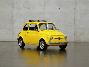 Image 3/5 de FIAT 500 F (1970)