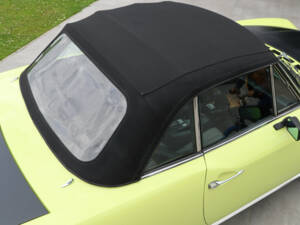 Immagine 28/50 di FIAT 124 Spider CS1 (1975)