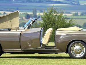 Image 24/50 of Bentley S 1 Continental DHC (1958)